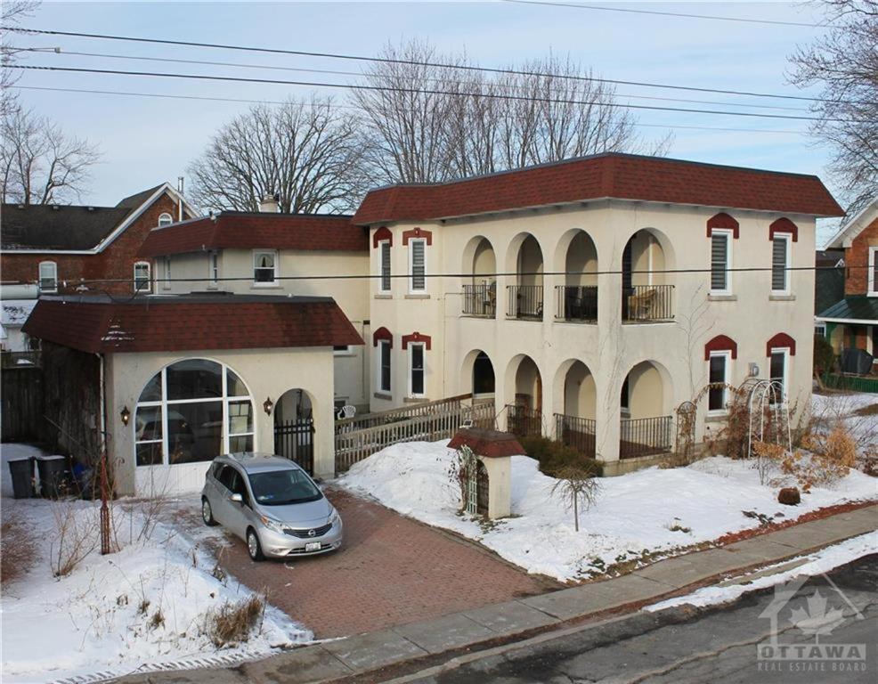 Inn By The Park Morrisburg Bagian luar foto